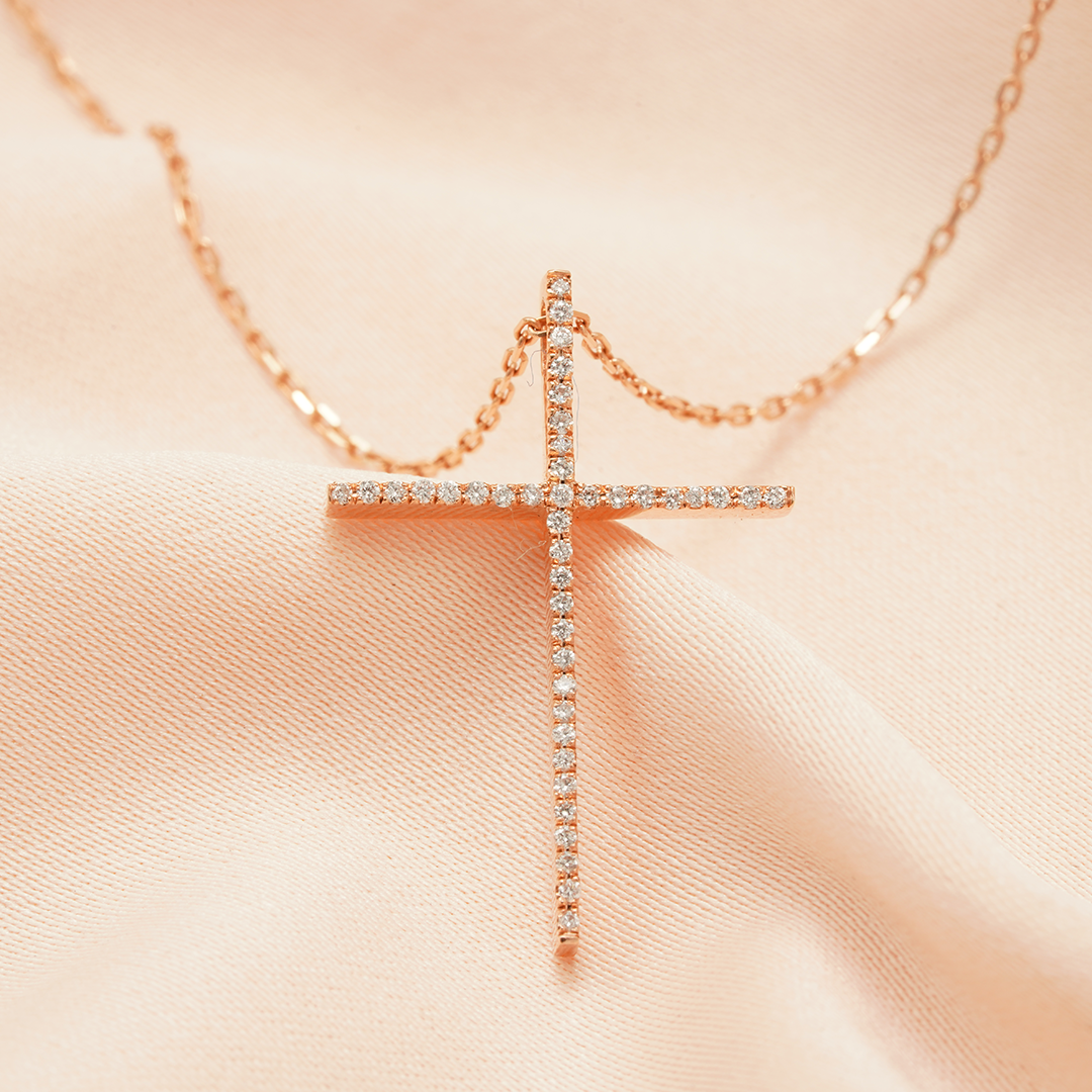 Divine Sparkle – 18K Rose Gold & Diamond Cross Pendant – Pushpika