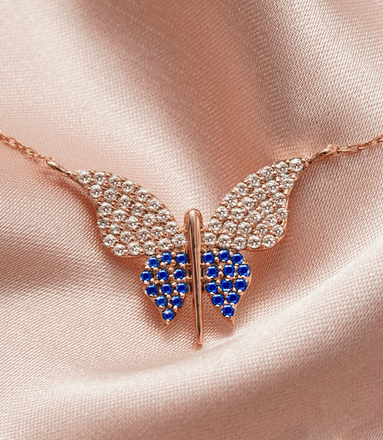 Butterfly Blue Sapphire Necklace – 18K Rose Gold