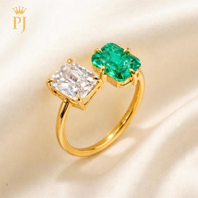 18k yellow gold emerald and white sapphire ring