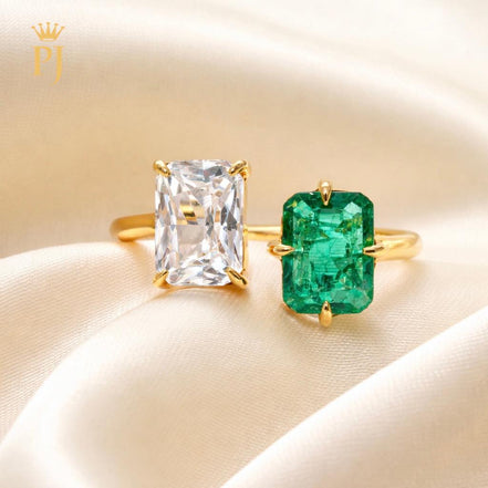 18k yellow gold emerald and white sapphire ring