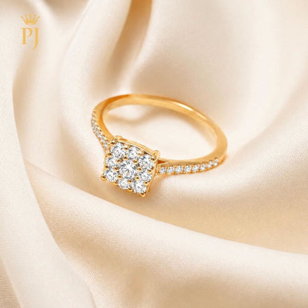 18k yellow gold cluster ring
