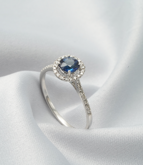 Blue Sapphire &amp; Diamond Halo Ring – 18K White Gold