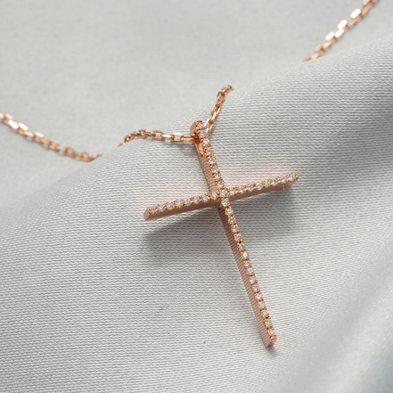 Divine Sparkle – 18K Rose Gold & Diamond Cross Pendant