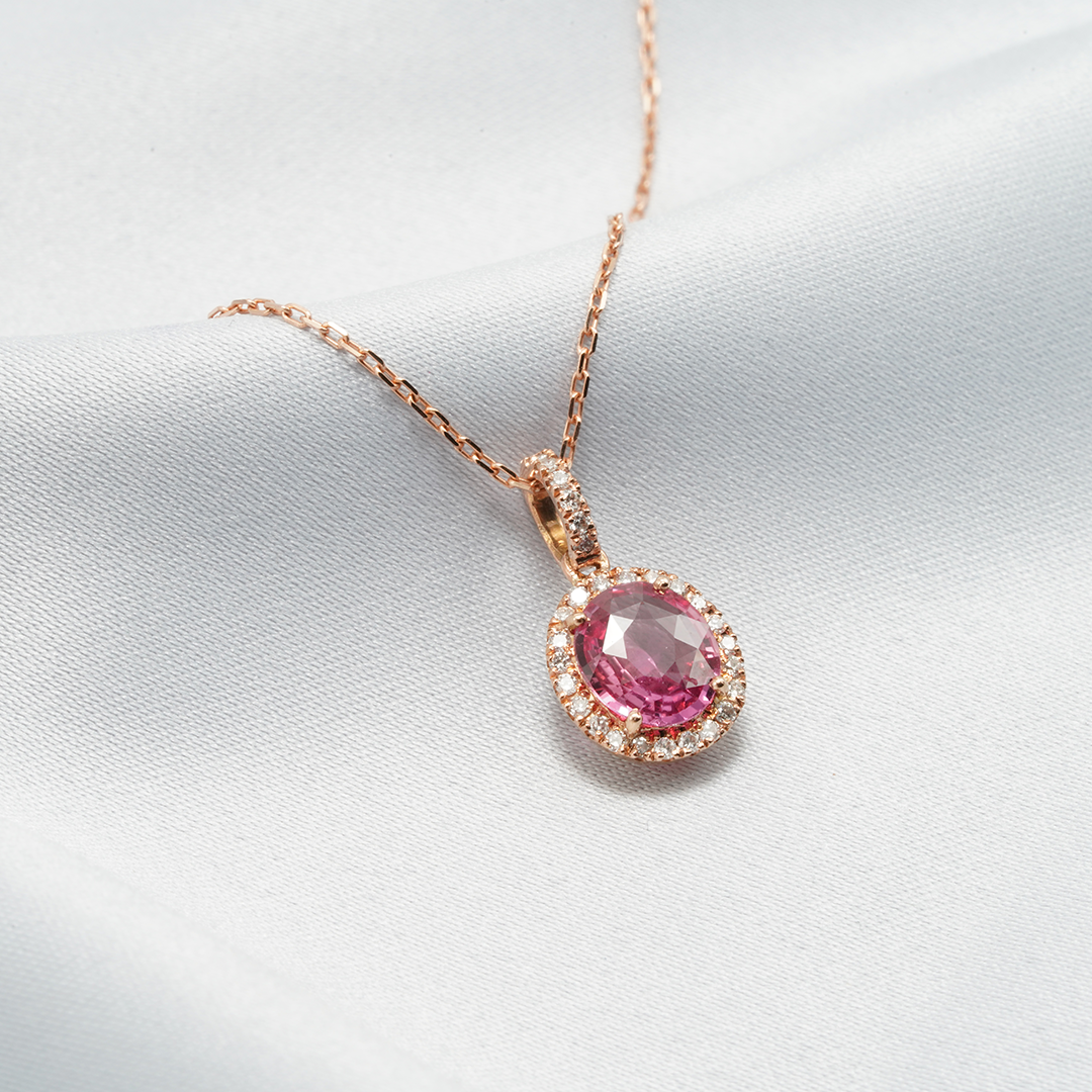 Exquisite Padparadscha Sapphire & Diamond Pendant – 18K Rose Gold
