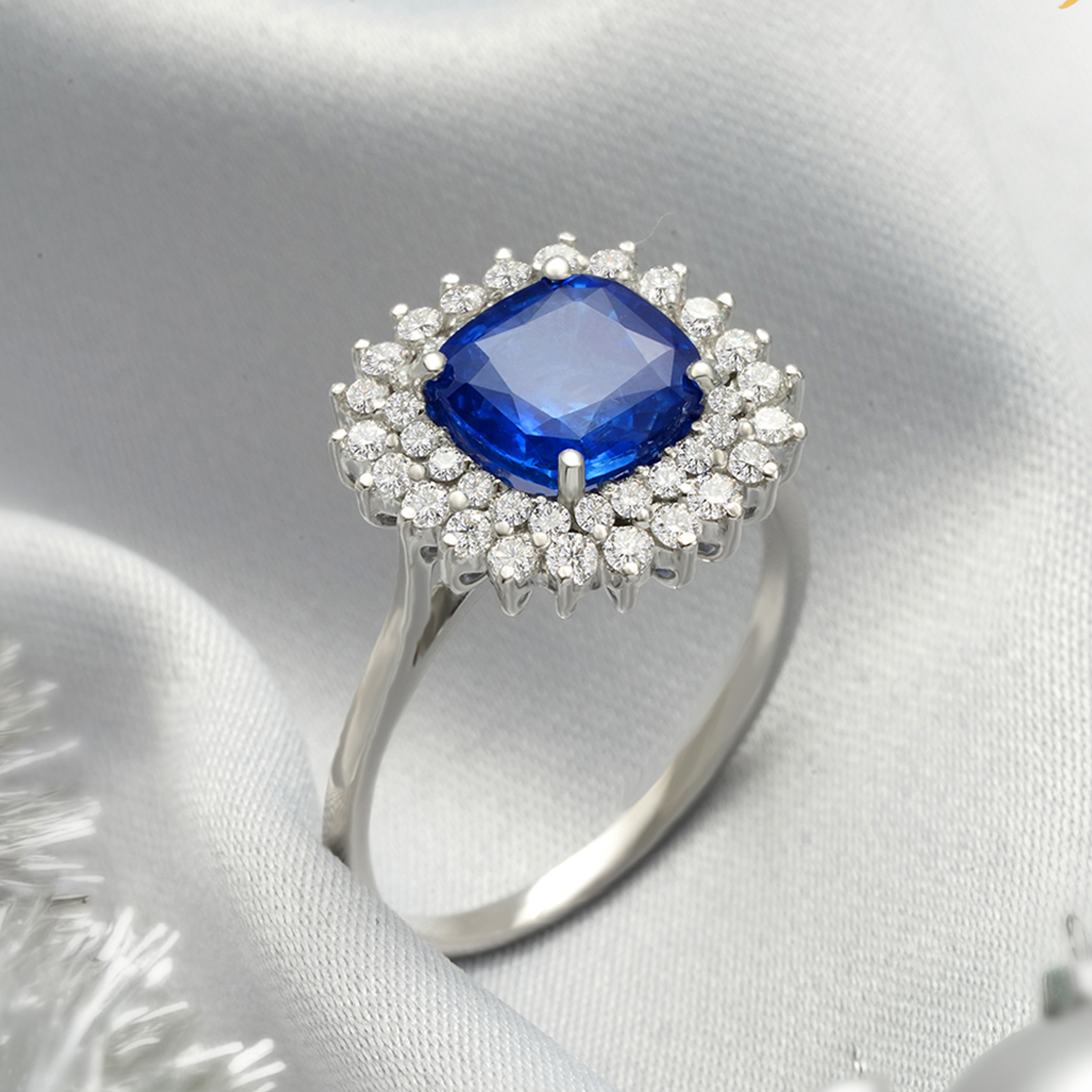 Blue Sapphire & Diamond Halo Ring – 18K White Gold