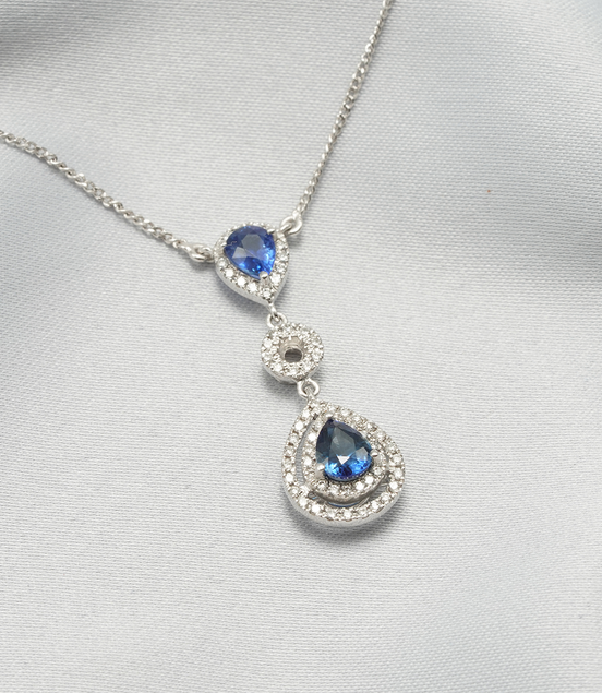 Ocean Tears – 18K White Gold Blue Sapphire & Diamond Necklace