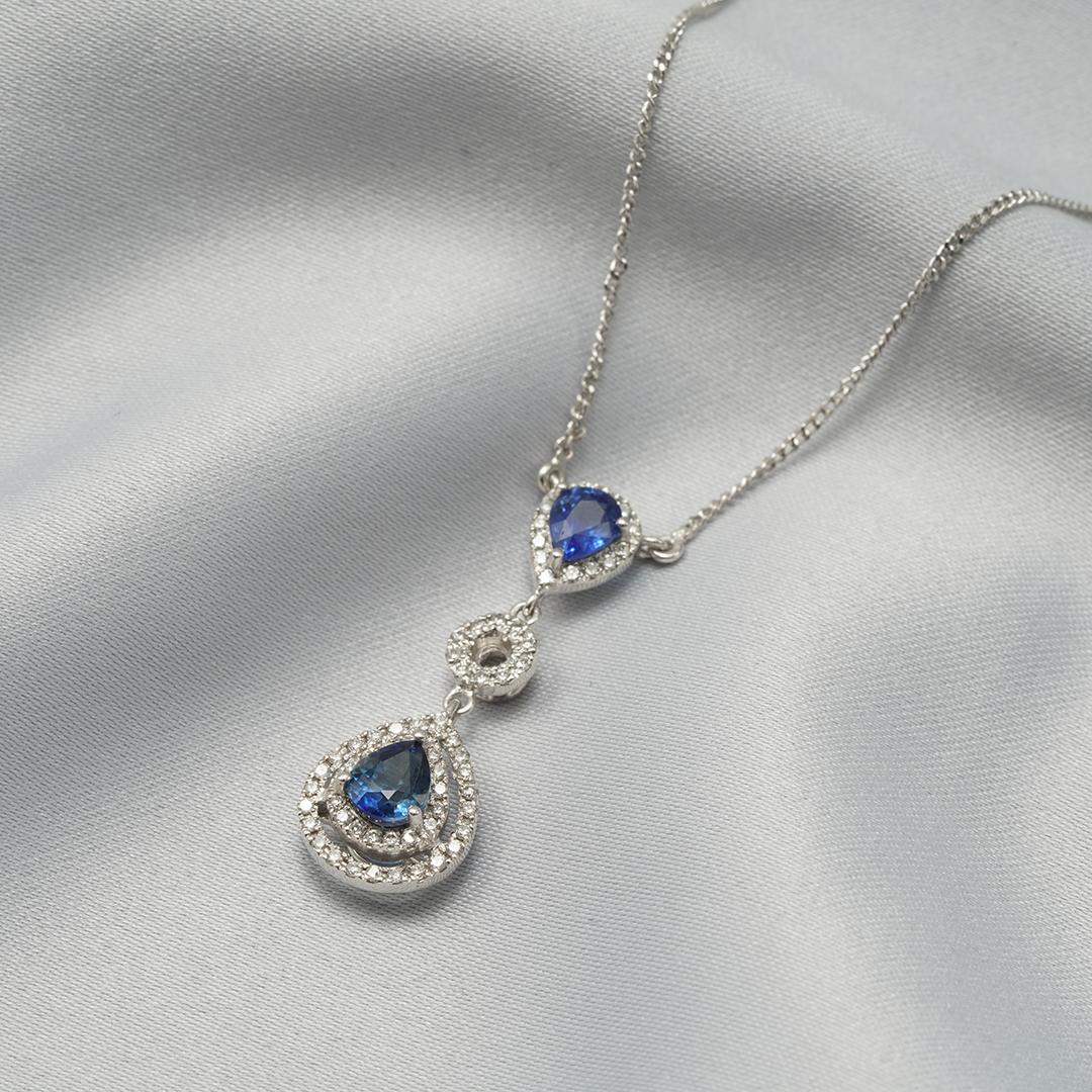 Ocean Tears – 18K White Gold Blue Sapphire & Diamond Necklace