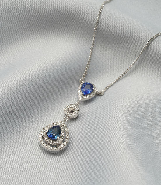 Ocean Tears – 18K White Gold Blue Sapphire & Diamond Necklace