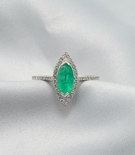 18K White Gold Emerald Marquis Ring with Diamonds